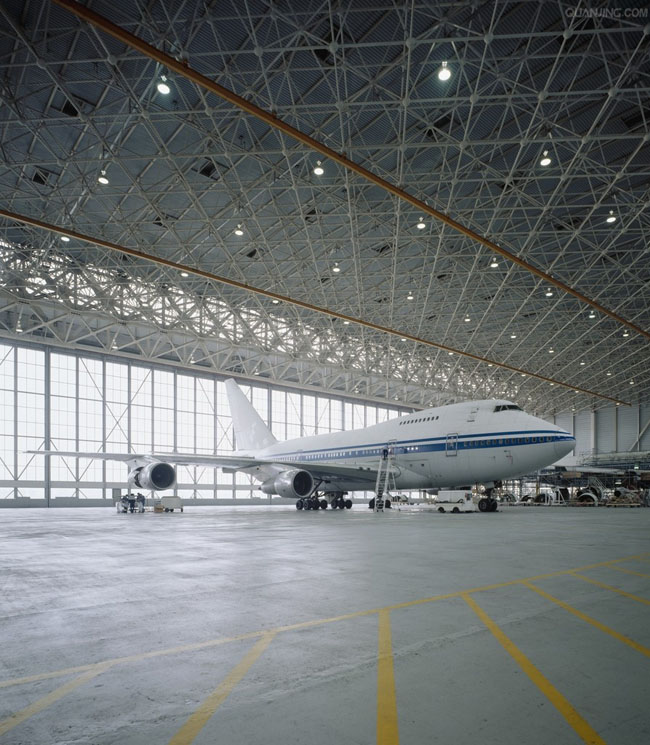 东港航空工业螺栓球网架工程