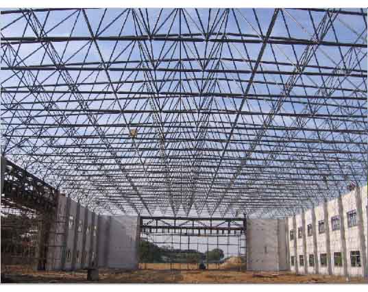 东港湖南长沙5712飞机库网架工程